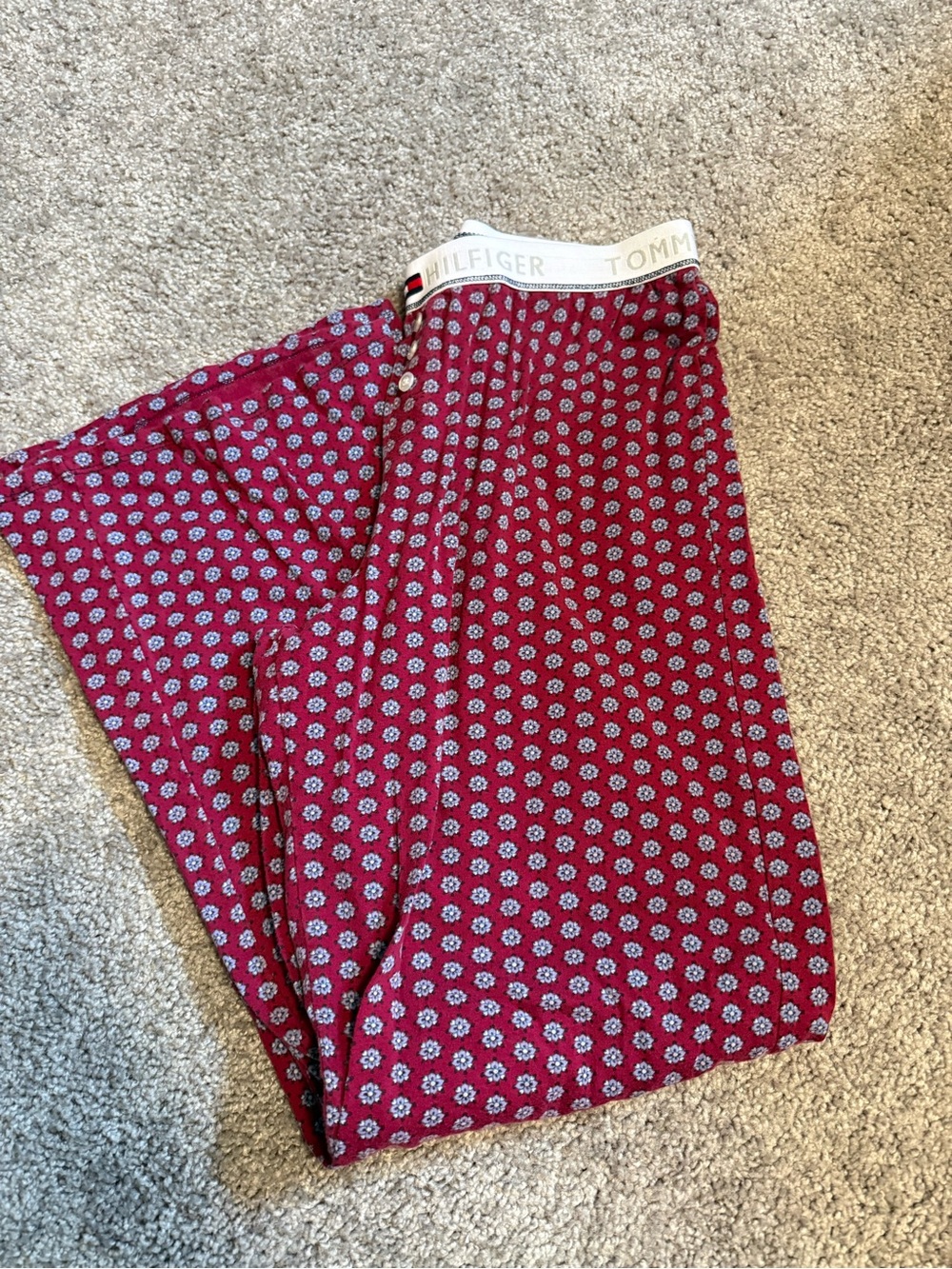 Tommy Hilfiger burgundy pajama pants w/blue flowers Size Medium #sleepwear